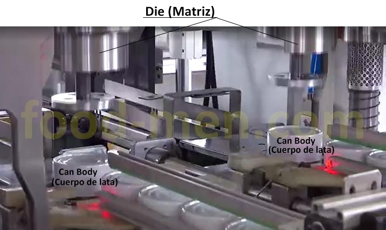 Picture 4 of the 2-piece can body making machines line: the two-piece can container can be deepened moderately, and the excessive flanging is removed.